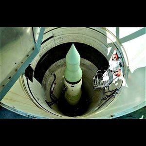 Meet your Posher, Raymond p.